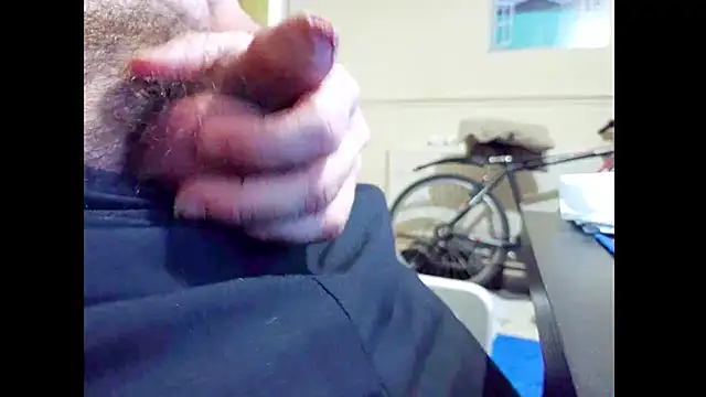 hairyuncut00 online show from 19, 7, 2026