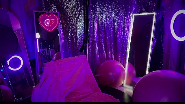 Snapshot of bimbotwerkqueen chatting on 9, 2, 2025 bimbotwerkqueen online show from 9, 2, 2025