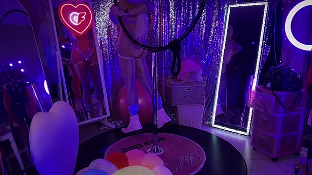 Snapshot of bimbotwerkqueen chatting on 15, 3, 2025 bimbotwerkqueen online show from 15, 3, 2025