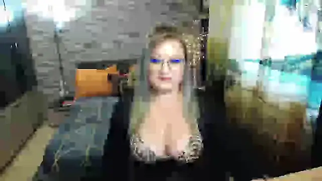 Snapshot of Nimphotease chatting on 15, 9, 2025 Nimphotease online show from 15, 9, 2025