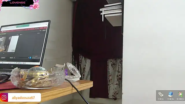 Snapshot of aliyadsouza chatting on 13, 1, 2025 aliyadsouza online show from 13, 1, 2025