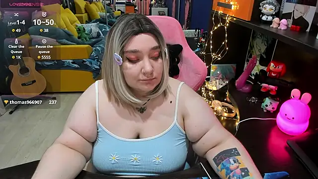 Softie Sofy online show from 11, 2, 2025