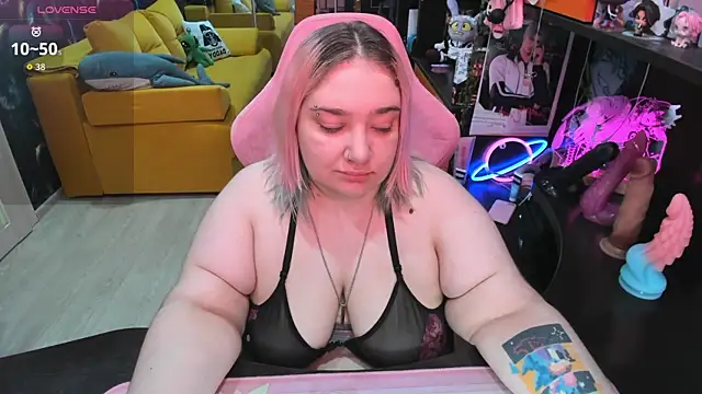 Softie Sofy online show from 3, 7, 2026