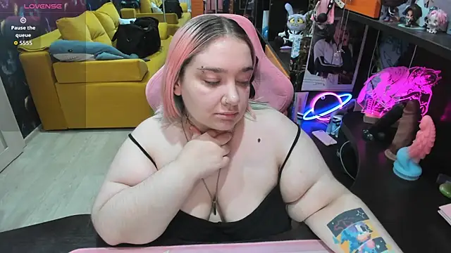 Softie Sofy online show from 9, 7, 2026