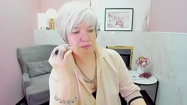 CarmenSoft online show from 8, 1, 2025