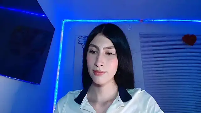 Snapshot of valeria_gonzales_ chatting on 28, 10, 2025 valeria gonzales online show from 28, 10, 2025