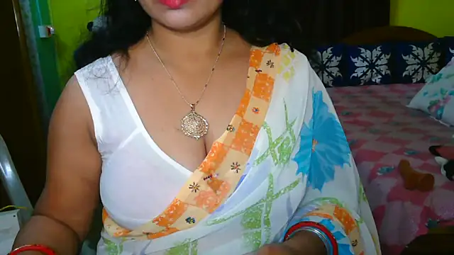 Snapshot of Anushka_21 chatting on 29, 12, 2024 Anushka 21 online show from 29, 12, 2024