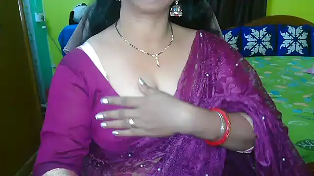 Snapshot of Anushka_21 chatting on 15, 3, 2025 Anushka 21 online show from 15, 3, 2025