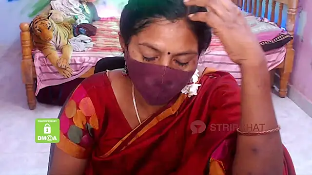 Snapshot of Novapol chatting on 12, 12, 2024 Novapol online show from 12, 12, 2024