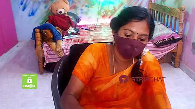 Snapshot of Novapol chatting on 13, 12, 2024 Novapol online show from 13, 12, 2024