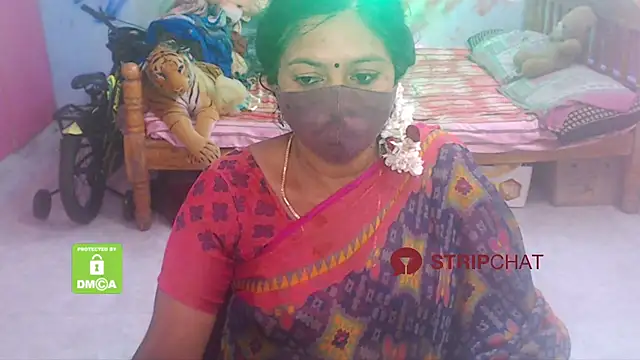 Snapshot of Novapol chatting on 25, 12, 2024 Novapol online show from 25, 12, 2024