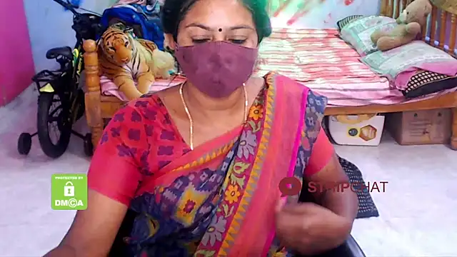 Snapshot of Novapol chatting on 25, 12, 2024 Novapol online show from 25, 12, 2024