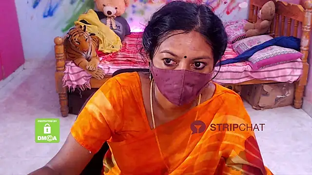 Snapshot of Novapol chatting on 8, 2, 2025 Novapol online show from 8, 2, 2025