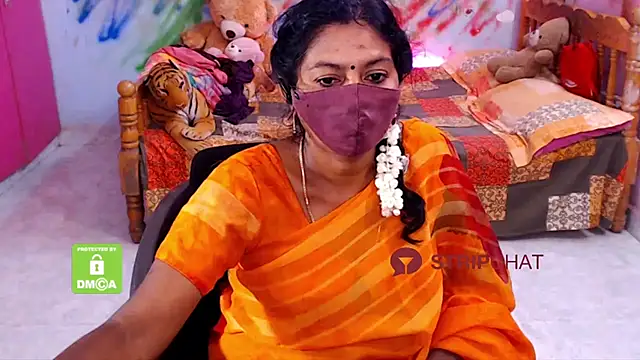 Snapshot of Novapol chatting on 8, 3, 2025 Novapol online show from 8, 3, 2025