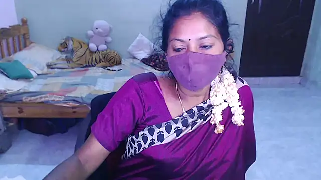 Snapshot of Novapol chatting on 2, 7, 2026 Novapol online show from 2, 7, 2026