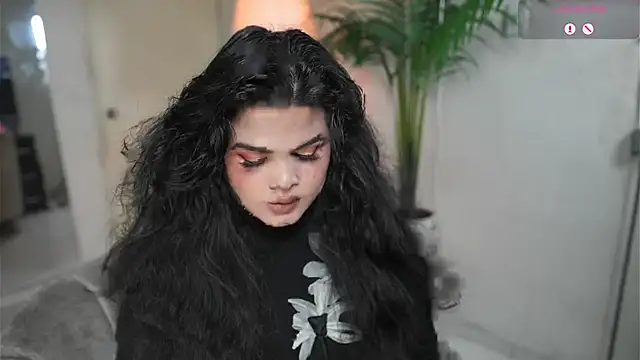 artechloe online show from 25, 9, 2025