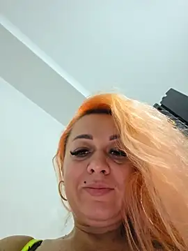 Snapshot of Ruxy42ETT chatting on 2, 12, 2025 Ruxy42ETT online show from 2, 12, 2025