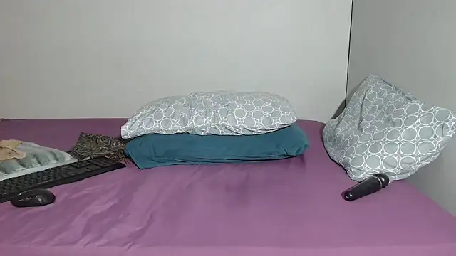 Snapshot of ANGELINE600 chatting on 21, 2, 2025 ANGELINE600 online show from 21, 2, 2025