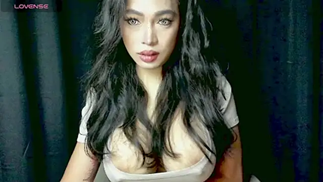 XXsexylongcockXX online show from 16, 6, 2026