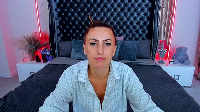 Rebecca Diamond online show from 10, 7, 2026