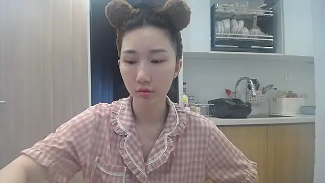 Snapshot of Asiagirll chatting on 1, 7, 2026 Asiagirll online show from 1, 7, 2026