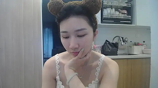 Snapshot of Asiagirll chatting on 3, 7, 2026 Asiagirll online show from 3, 7, 2026