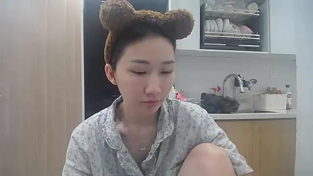 Snapshot of Asiagirll chatting on 6, 7, 2026 Asiagirll online show from 6, 7, 2026