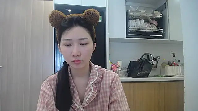 Snapshot of Asiagirll chatting on 8, 7, 2026 Asiagirll online show from 8, 7, 2026