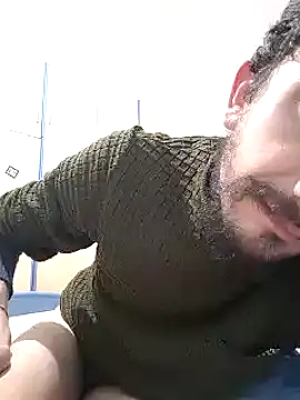 Snapshot of Lore93s chatting on 4, 3, 2025 Lore93s online show from 4, 3, 2025