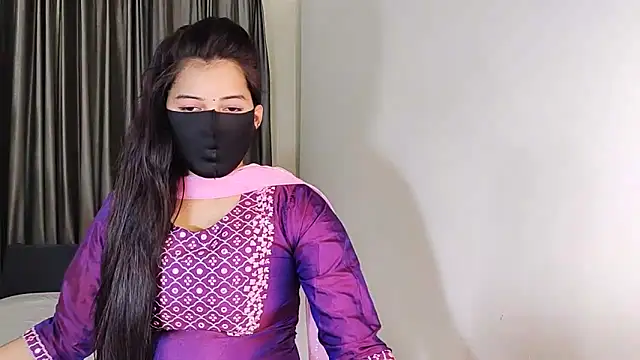 YourLovelyQueen online show from 16, 1, 2025