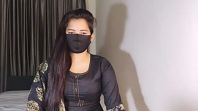 YourLovelyQueen online show from 19, 1, 2025