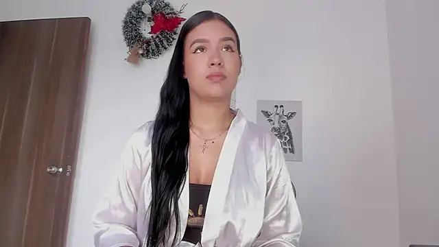 Hanna Risso online show from 16, 12, 2025