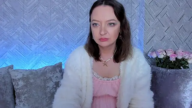 EvaBarsa  online show from 2, 12, 2025