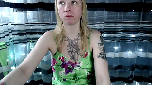 Snapshot of cold_lollipop chatting on 9, 2, 2025 cold lollipop online show from 9, 2, 2025