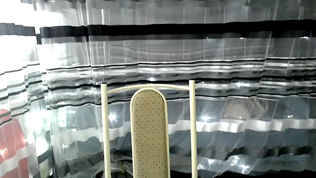 Snapshot of cold_lollipop chatting on 11, 2, 2025 cold lollipop online show from 11, 2, 2025