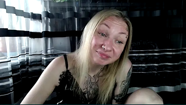 Snapshot of cold_lollipop chatting on 20, 9, 2025 cold lollipop online show from 20, 9, 2025