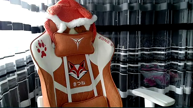 Snapshot of cold_lollipop chatting on 8, 3, 2026 cold lollipop online show from 8, 3, 2026