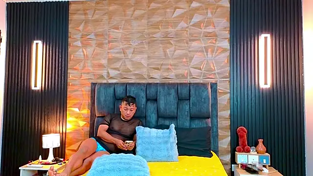 FelipeAndMarcello3 online show from 18, 7, 2026