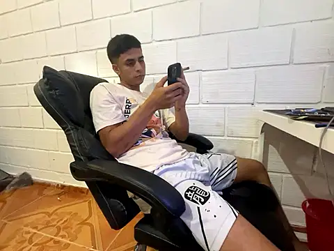 Max TheHorseDick online show from 12, 1, 2026