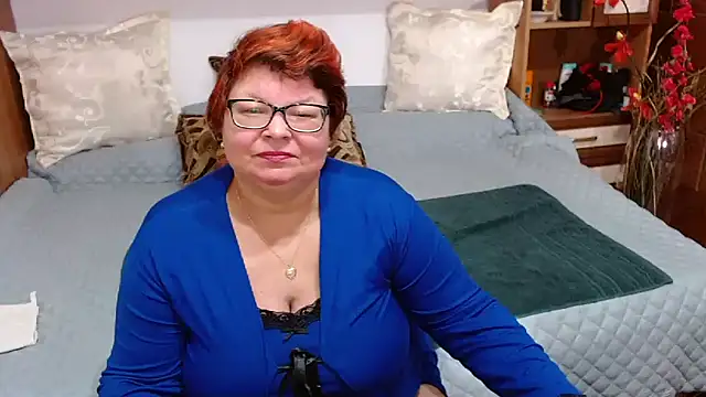 Snapshot of SweetMommaX chatting on 7, 1, 2025 SweetMommaX online show from 7, 1, 2025