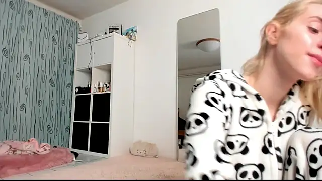 KenzieDawton online show from 11, 1, 2025