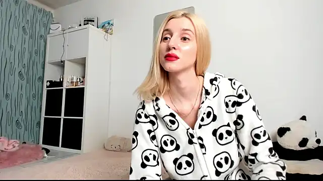 KenzieDawton online show from 12, 1, 2025