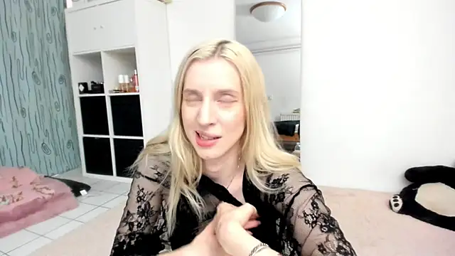 KenzieDawton online show from 25, 7, 2026