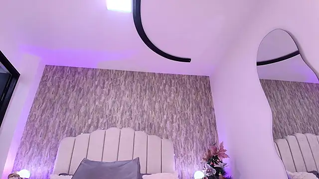 raven lilith  online show from 29, 11, 2025