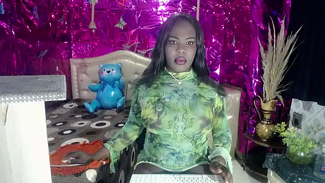 Snapshot of CatrinaGill chatting on 5, 1, 2026 CatrinaGill online show from 5, 1, 2026