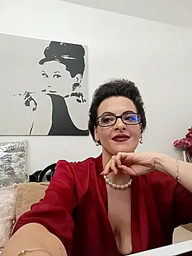 RebeccaNoble online show from 9, 2, 2026