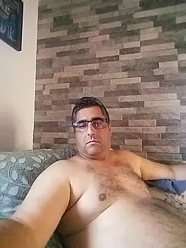 ADRIAN ADI40 online show from 6, 5, 2026