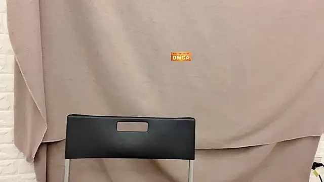 Snapshot of Tw_Zoella chatting on 28, 2, 2025 Tw Zoella online show from 28, 2, 2025