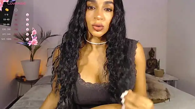 Snapshot of destinne_mill_ chatting on 20, 12, 2025 destinne mill online show from 20, 12, 2025