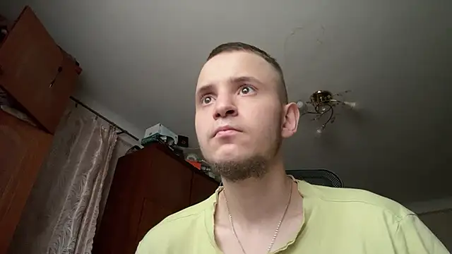 Snapshot of sweaticeboy chatting on 15, 7, 2026 sweaticeboy online show from 15, 7, 2026